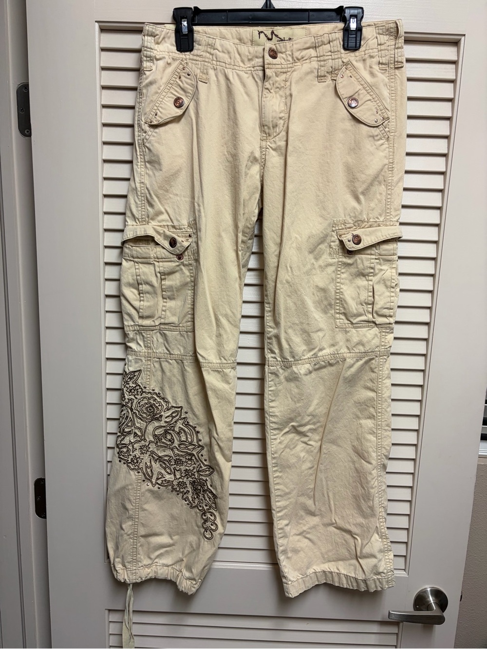 Michelle Nicole Womens 6 Y2K Cargo Pants Khaki Embroidered Studded Drawstring